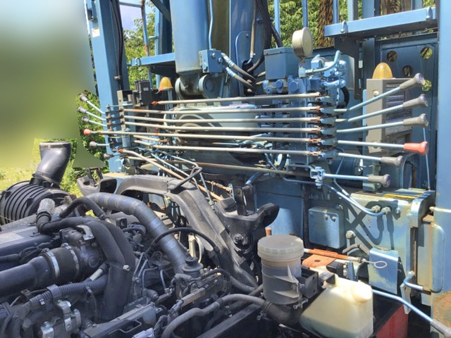 いすゞフォワードセルフクレーン5段増トン（6t・8t）[写真16]