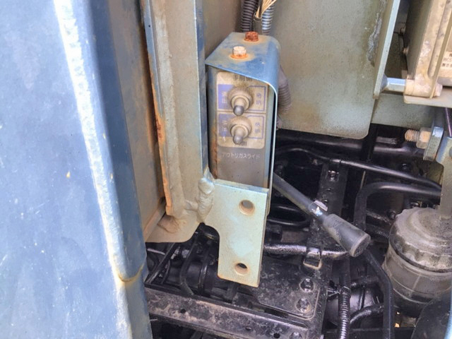 いすゞフォワードセルフクレーン5段増トン（6t・8t）[写真17]