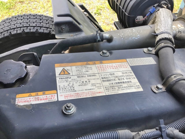 いすゞフォワードセルフクレーン5段増トン（6t・8t）[写真32]