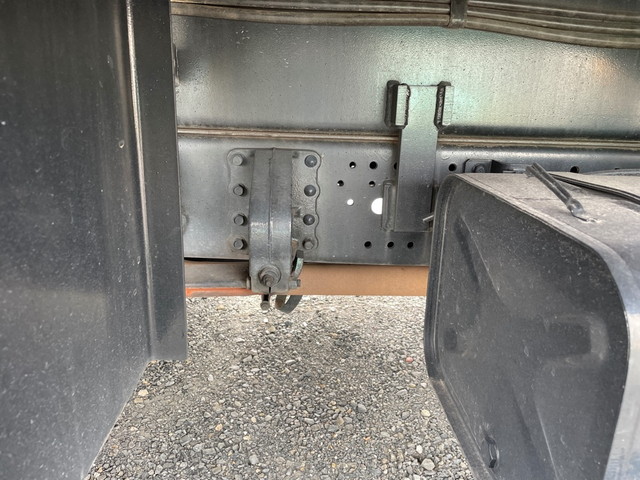 三菱ふそうキャンター高所作業車小型（2t・3t）[写真10]