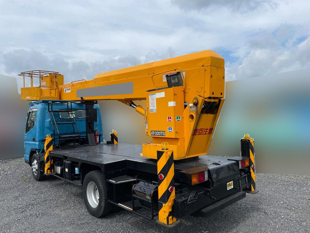 三菱ふそうキャンター高所作業車小型（2t・3t）[写真02]