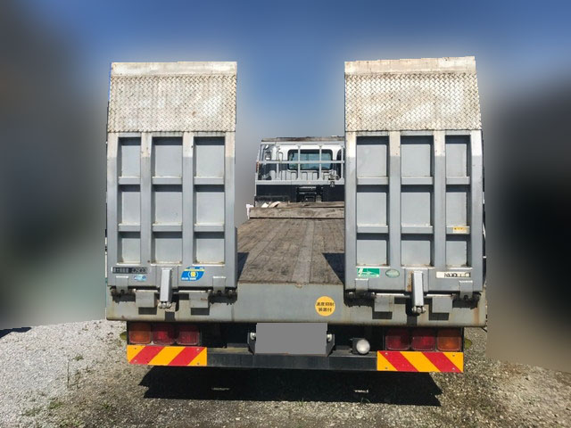 いすゞギガセーフティローダー大型（10t）[写真06]