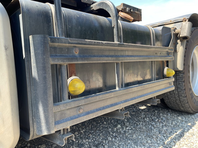 日野プロフィアトレーラーヘッド（トラクターヘッド）大型（10t）[写真14]