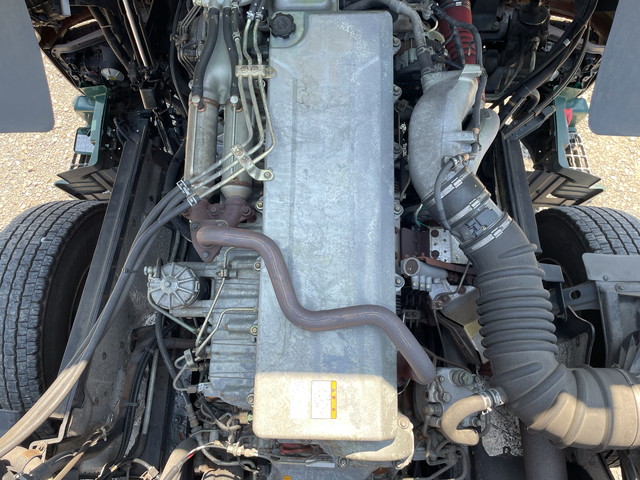 日野プロフィアトレーラーヘッド（トラクターヘッド）大型（10t）[写真20]