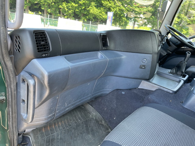 日野プロフィアトレーラーヘッド（トラクターヘッド）大型（10t）[写真29]