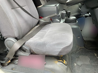 いすゞエルフパネルバン小型（2t・3t）[写真30]