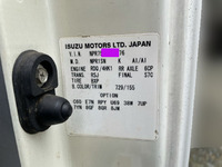 いすゞエルフパネルバン小型（2t・3t）[写真38]