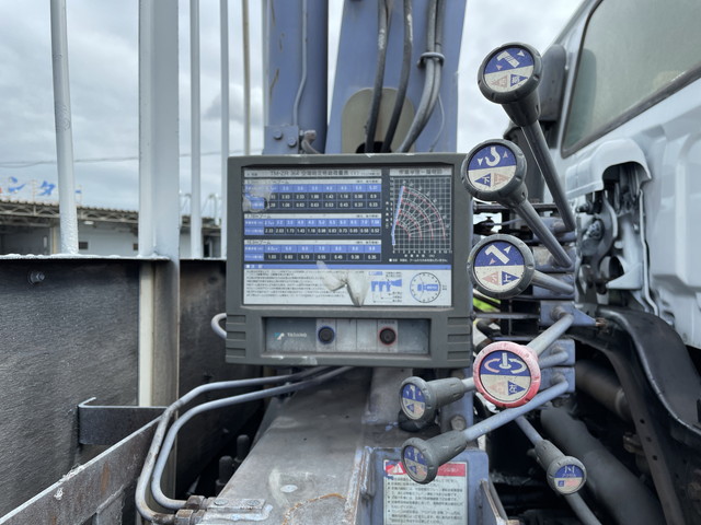 いすゞフォワードクレーン4段中型（4t）[写真17]