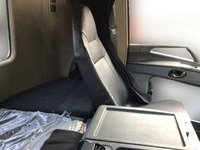 三菱ふそうスーパーグレートトレーラーヘッド（トラクターヘッド）大型（10t）[写真14]