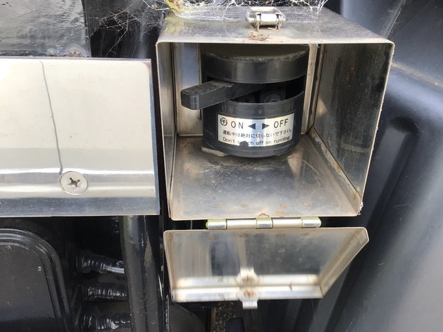 三菱ふそうスーパーグレートトレーラーヘッド（トラクターヘッド）大型（10t）[写真07]