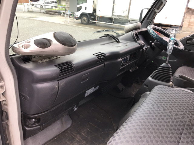 いすゞエルフクレーン6段小型（2t・3t）[写真33]