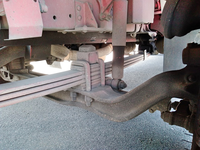 いすゞギガアルミウイング大型（10t）[写真19]