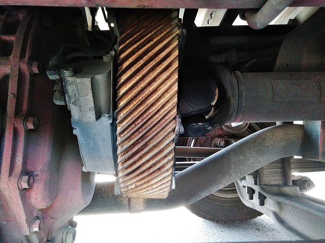 いすゞギガアルミウイング大型（10t）[写真24]