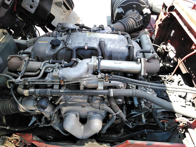 いすゞギガアルミウイング大型（10t）[写真26]