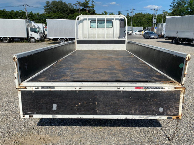 日野デュトロ平ボディ小型（2t・3t）[写真10]