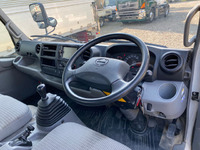 日野デュトロ平ボディ小型（2t・3t）[写真29]