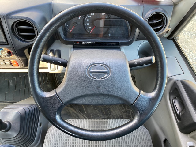 日野デュトロ平ボディ小型（2t・3t）[写真31]