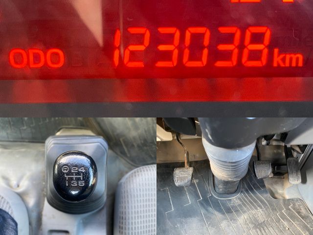 日野デュトロ平ボディ小型（2t・3t）[写真32]