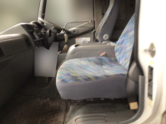 三菱ふそうファイターアームロール中型（4t）[写真13]