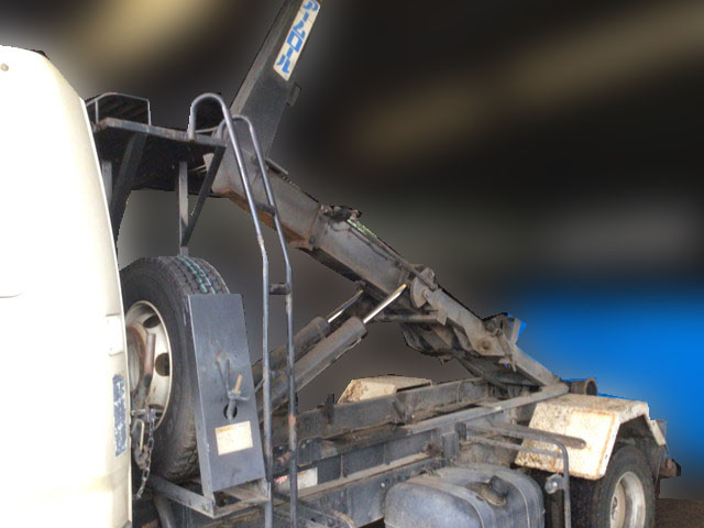 三菱ふそうファイターアームロール中型（4t）[写真04]