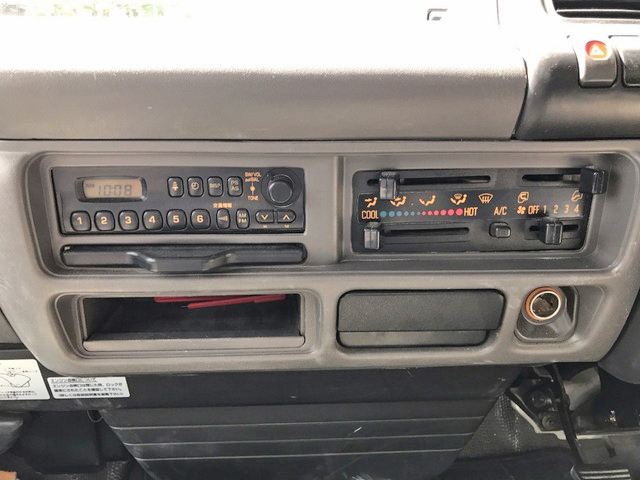 いすゞエルフクレーン付小型（2t・3t）[写真36]