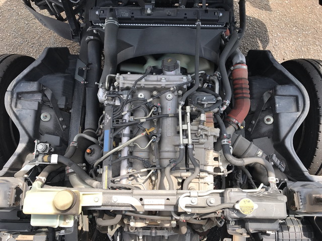 三菱ふそうキャンター平ボディ小型（2t・3t）[写真21]