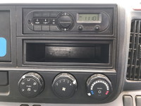 三菱ふそうキャンター平ボディ小型（2t・3t）[写真32]