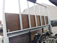 三菱ふそうキャンター平ボディ小型（2t・3t）[写真09]