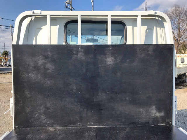 三菱ふそうキャンター平ボディ小型（2t・3t）[写真12]
