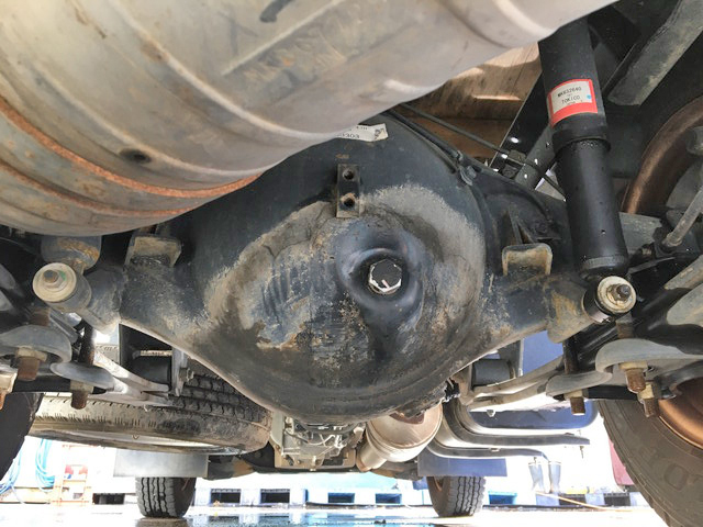 三菱ふそうキャンター平ボディ小型（2t・3t）[写真23]