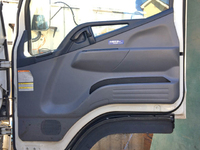 三菱ふそうキャンター平ボディ小型（2t・3t）[写真28]