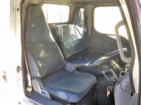 三菱ふそうキャンター平ボディ小型（2t・3t）[写真32]