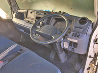 三菱ふそうキャンター平ボディ小型（2t・3t）[写真33]