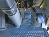 三菱ふそうキャンター平ボディ小型（2t・3t）[写真36]