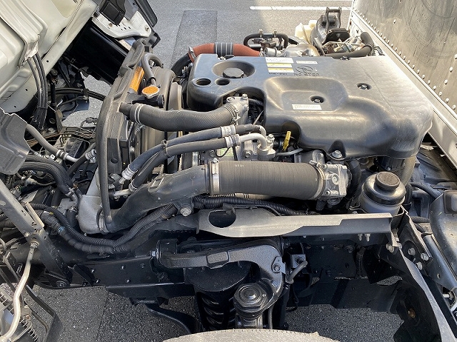 いすゞエルフアルミバン小型（2t・3t）[写真17]