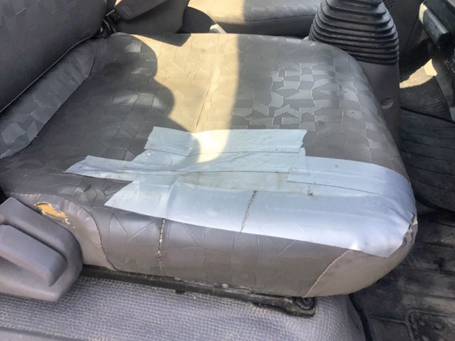 いすゞエルフダンプ小型（2t・3t）[写真27]