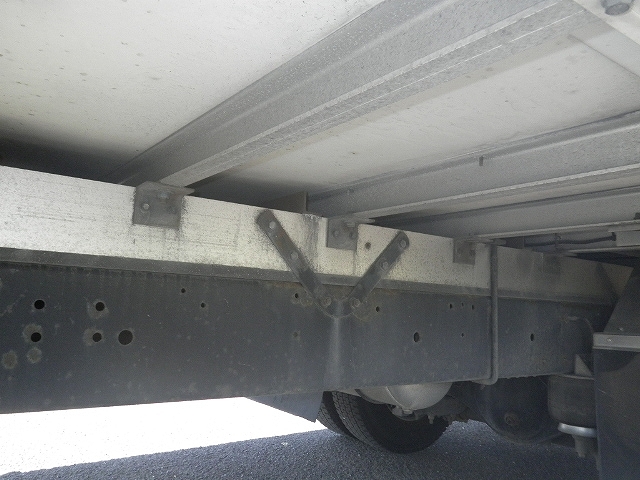 日野レンジャー冷凍車（冷蔵車）中型（4t）[写真14]