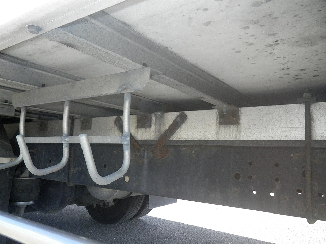 日野レンジャー冷凍車（冷蔵車）中型（4t）[写真16]