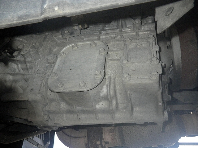 日野レンジャー冷凍車（冷蔵車）中型（4t）[写真17]