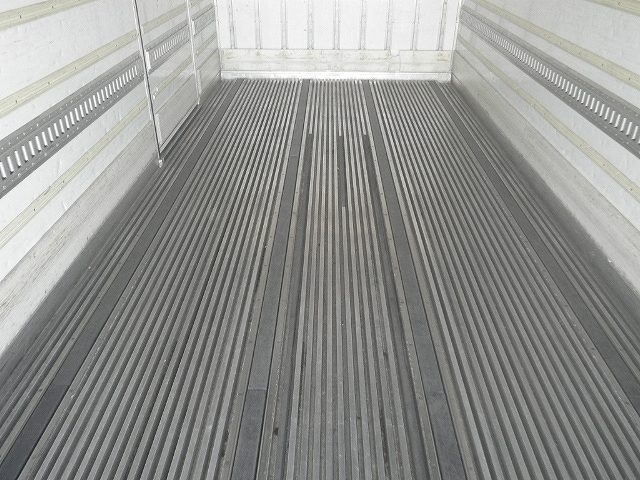 日野レンジャー冷凍車（冷蔵車）中型（4t）[写真07]