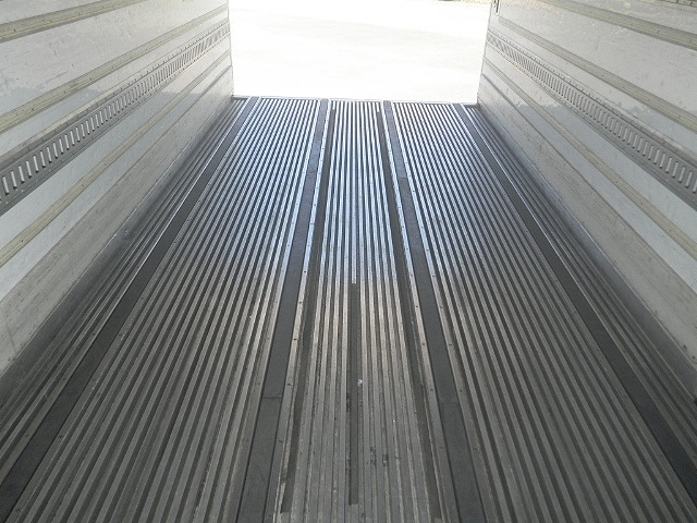 日野レンジャー冷凍車（冷蔵車）中型（4t）[写真08]