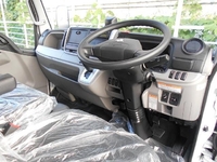 三菱ふそうキャンターダブルキャブ（Wキャブ）小型（2t・3t）[写真16]