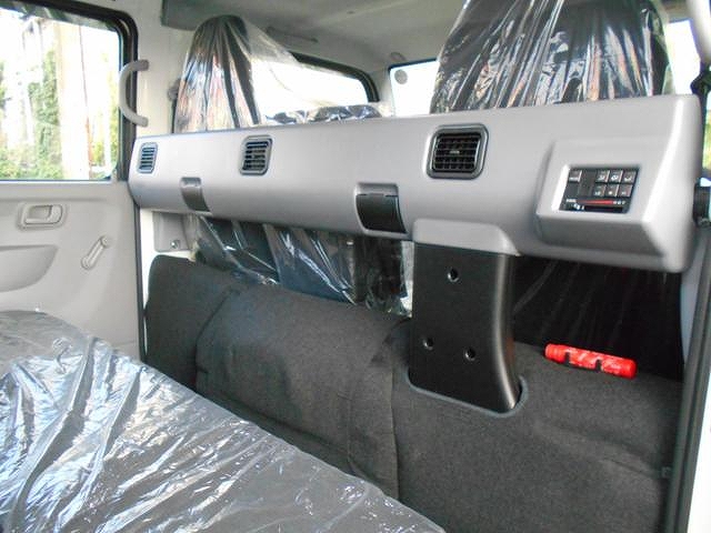 三菱ふそうキャンターダブルキャブ（Wキャブ）小型（2t・3t）[写真20]