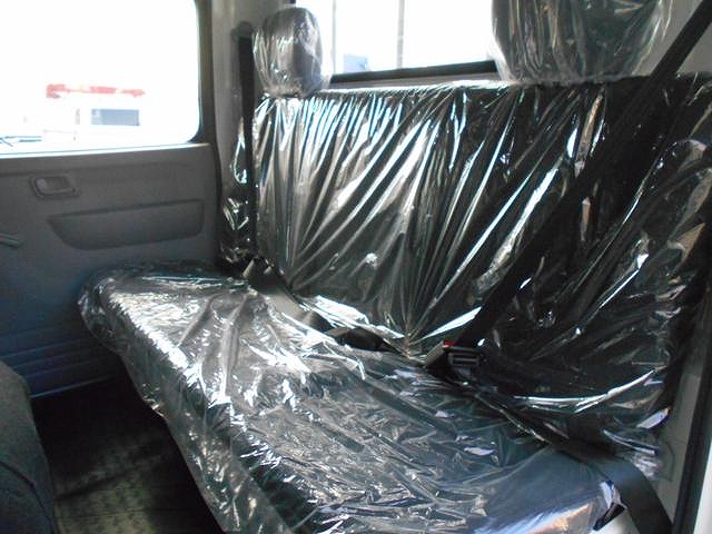 三菱ふそうキャンターダブルキャブ（Wキャブ）小型（2t・3t）[写真23]