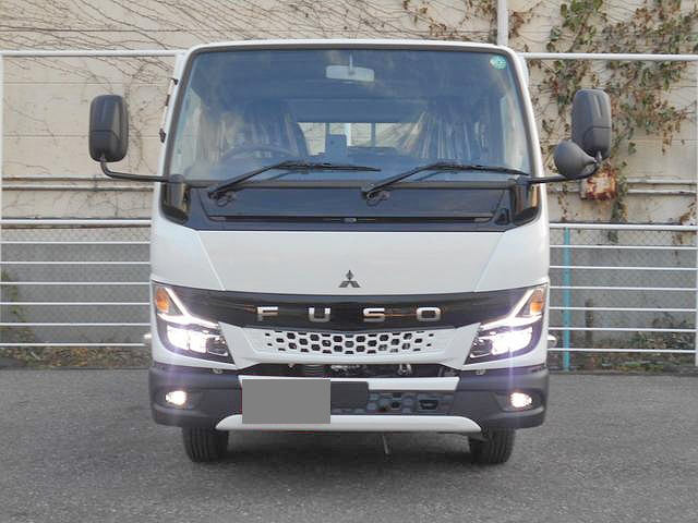 三菱ふそうキャンターダブルキャブ（Wキャブ）小型（2t・3t）[写真03]