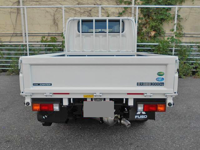 三菱ふそうキャンターダブルキャブ（Wキャブ）小型（2t・3t）[写真08]