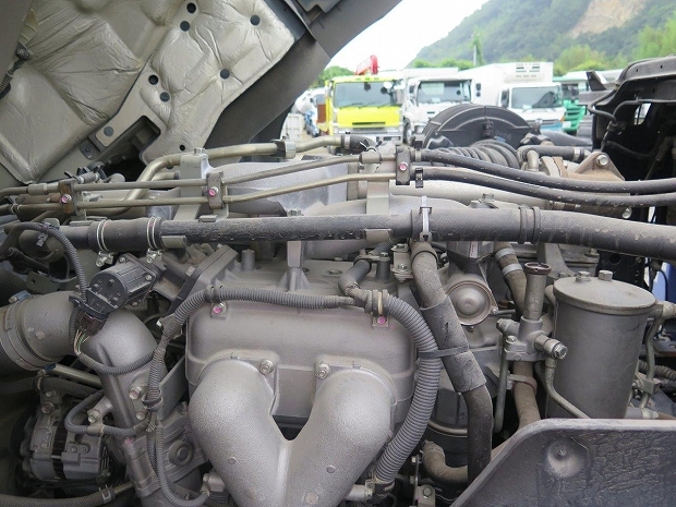 いすゞギガクレーン4段大型（10t）[写真18]