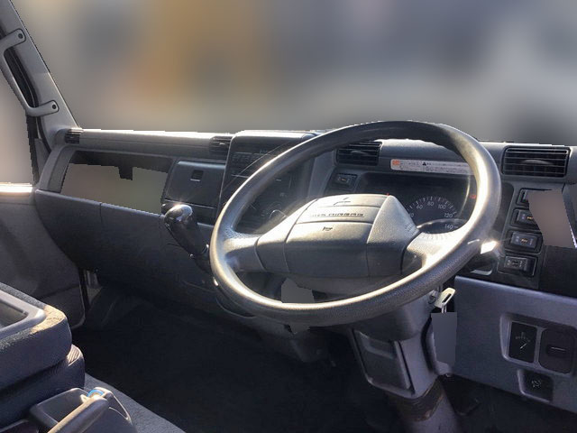 三菱ふそうキャンターアルミウイング小型（2t・3t）[写真16]