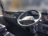 三菱ふそうキャンターアルミウイング小型（2t・3t）[写真16]