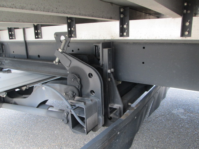 日野レンジャー冷凍車（冷蔵車）中型（4t）[写真08]